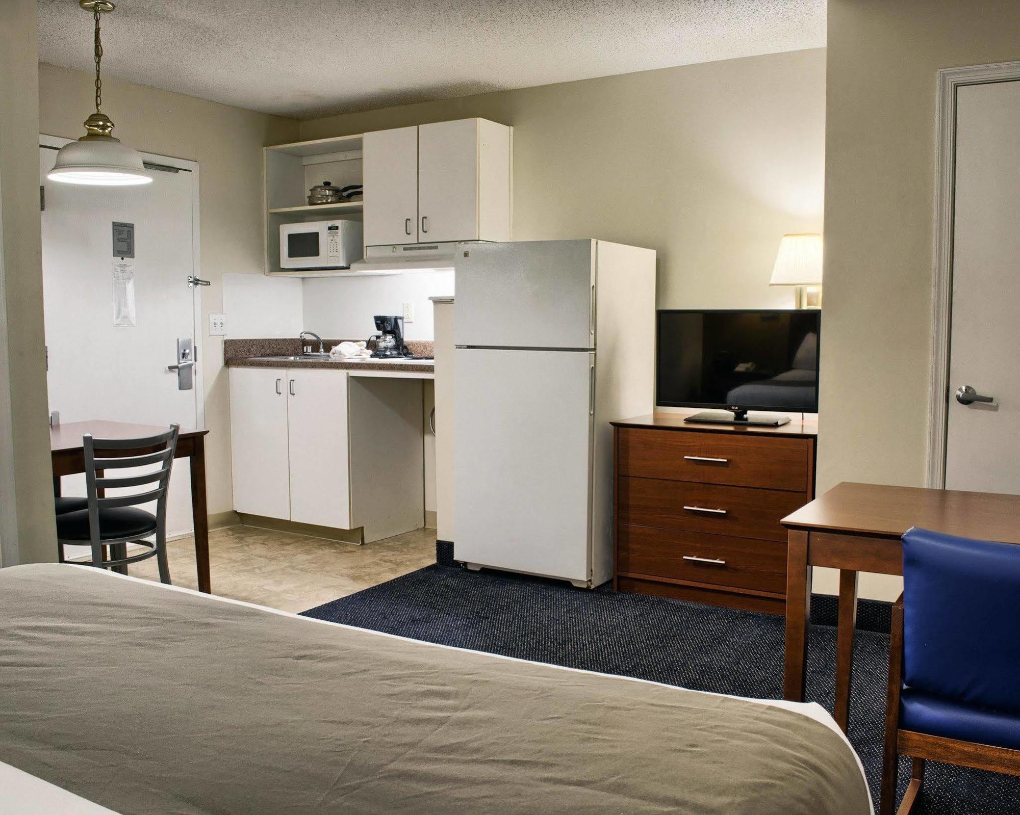 Motel 6-Richmond, Va - I-64 West 헨라이코 외부 사진