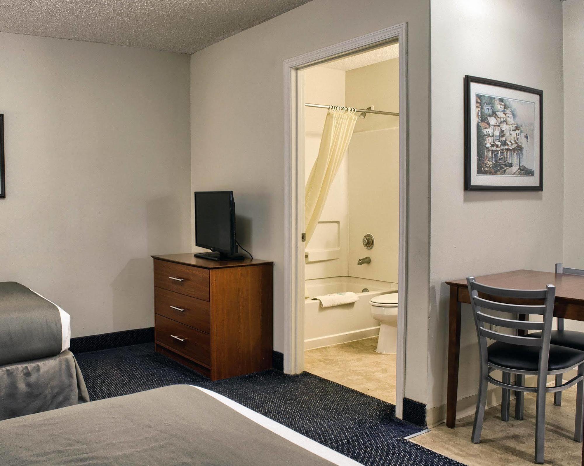 Motel 6-Richmond, Va - I-64 West 헨라이코 외부 사진